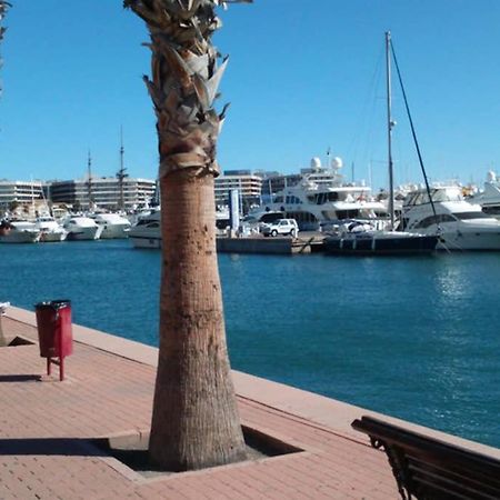 Apartamento En El Centro De Alicante Kültér fotó