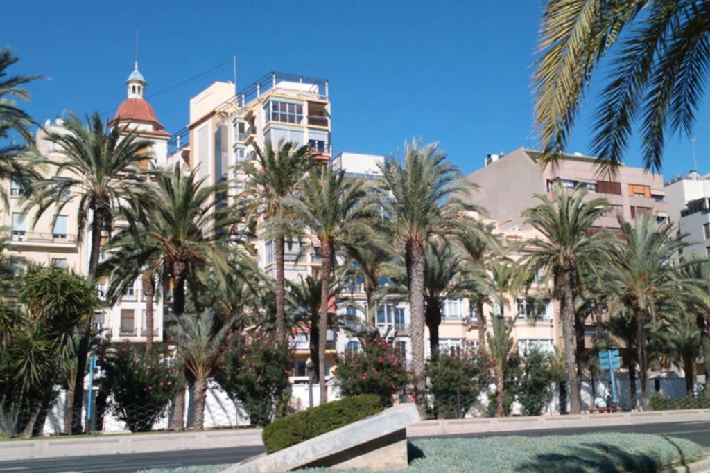 Apartamento En El Centro De Alicante Kültér fotó