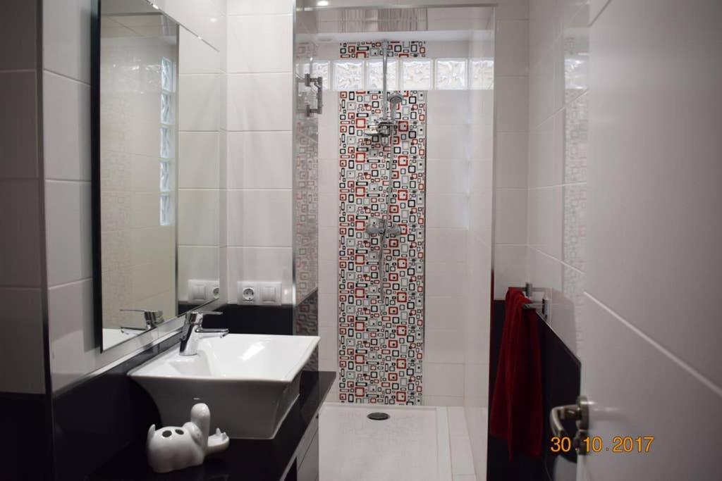 Apartamento En El Centro De Alicante Kültér fotó
