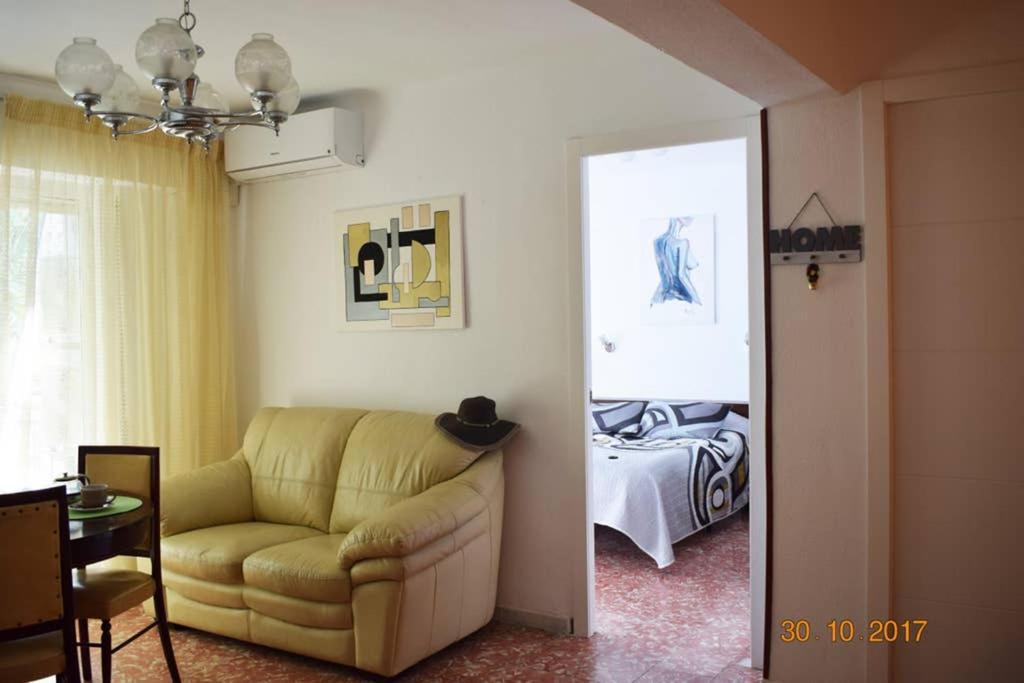 Apartamento En El Centro De Alicante Kültér fotó
