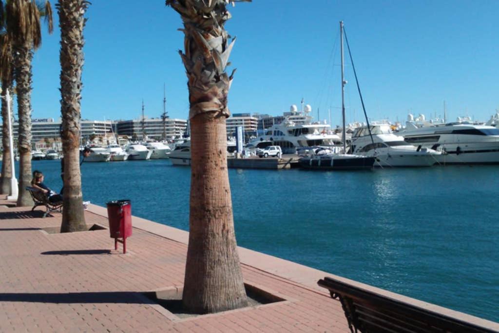 Apartamento En El Centro De Alicante Kültér fotó