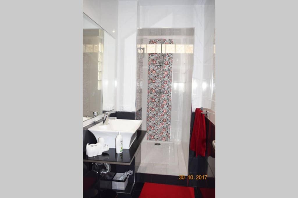 Apartamento En El Centro De Alicante Kültér fotó